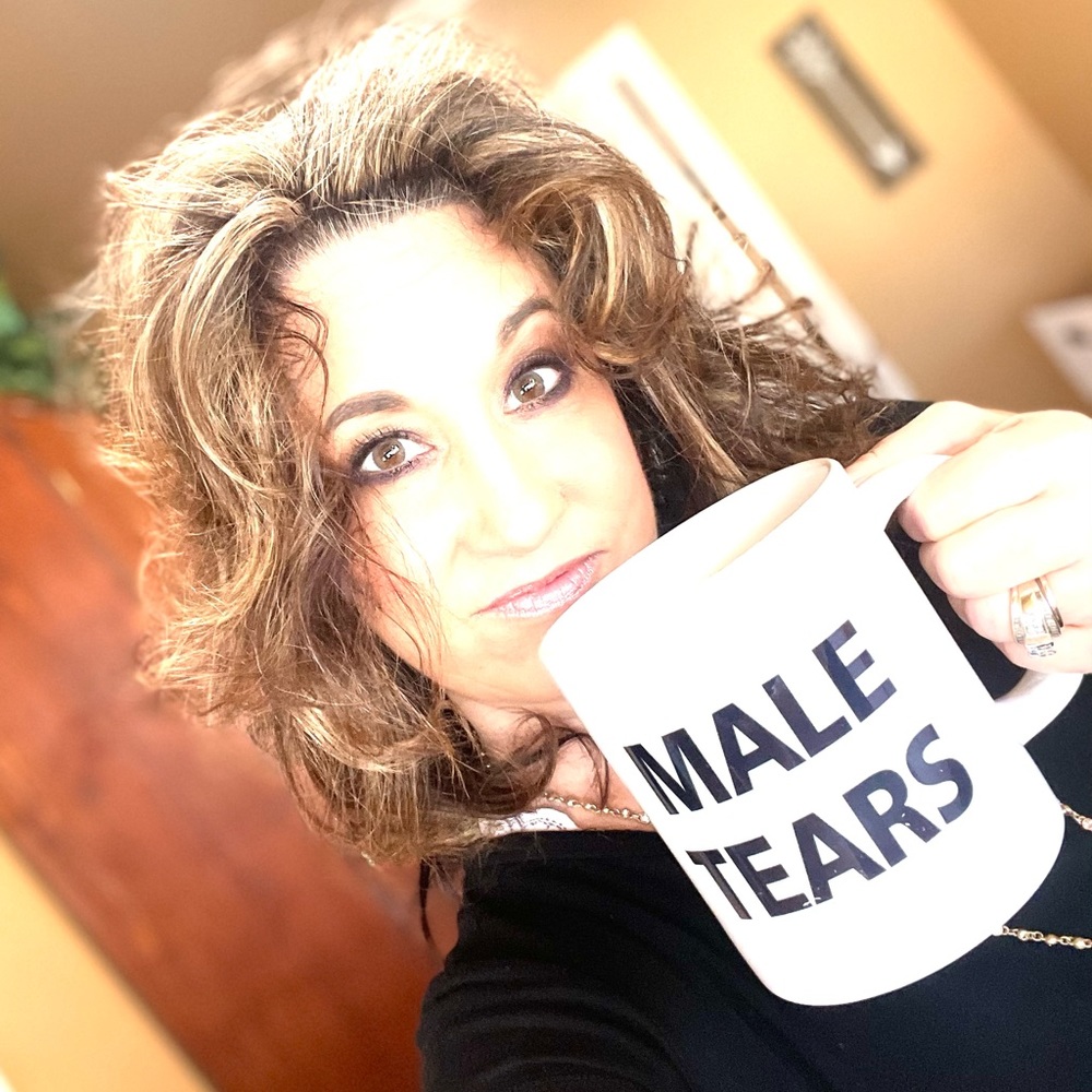 Meet your Posher, L.M. Davidson